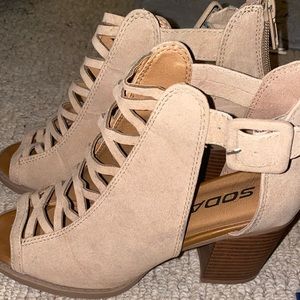 Soda brand wedges, size 6 1/2, brown/tan color, worn once